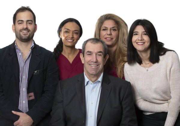 Κωνσταντίνου Χούπη DDS, MSc, PhD, Στοματικού & Γναθοπροσωπικού Χειρουργού